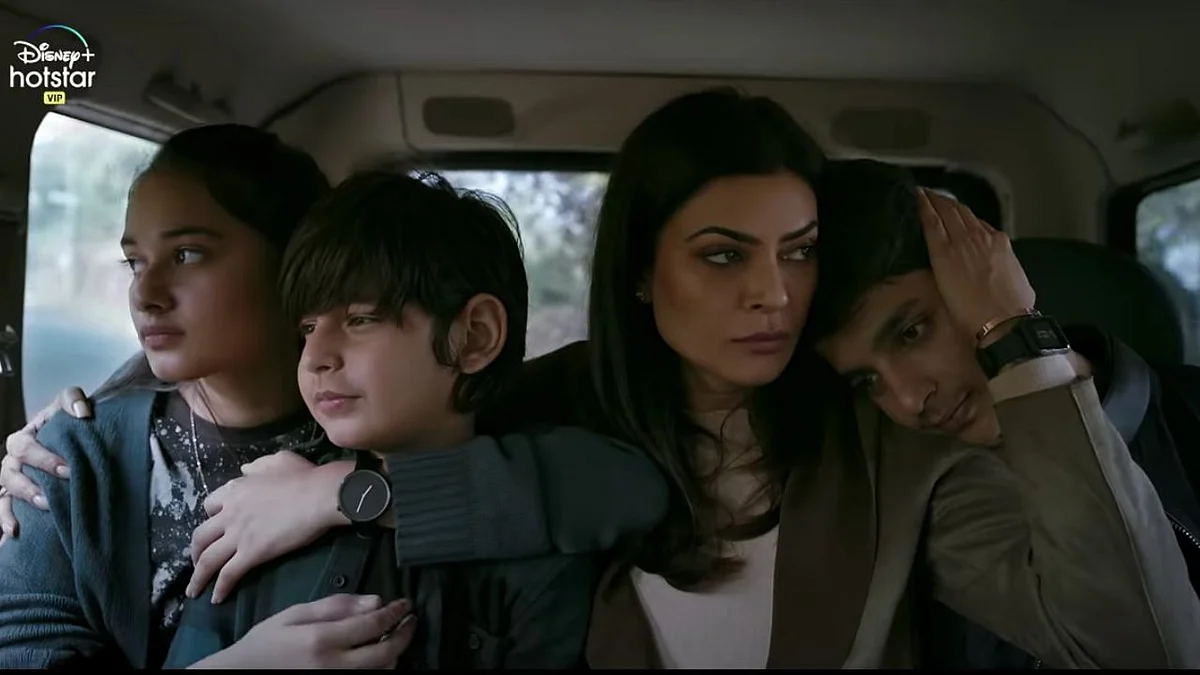 Sushmita Sen in a still from <i>Aarya</i>.