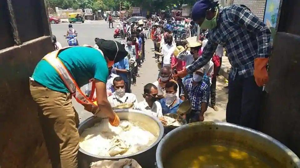 Delhi Sikh Gurdwara Management Committee has launched a ‘Langar on Wheels’ service.