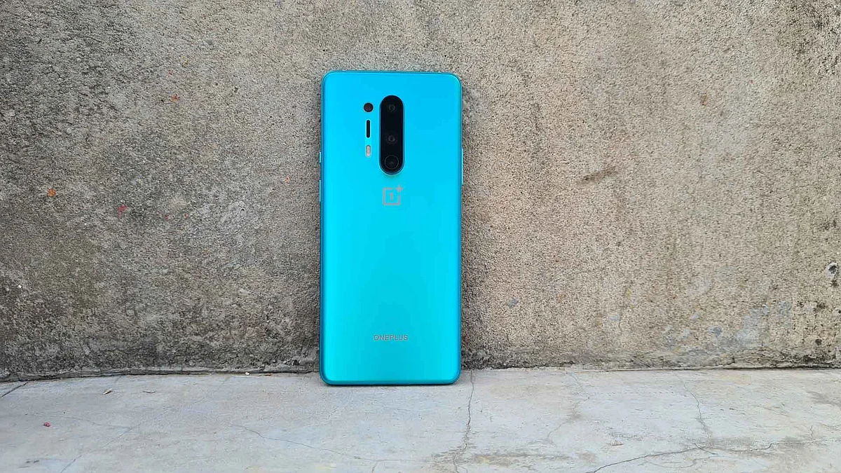 The OnePlus 8 Pro offers IP68 waterproof certification.