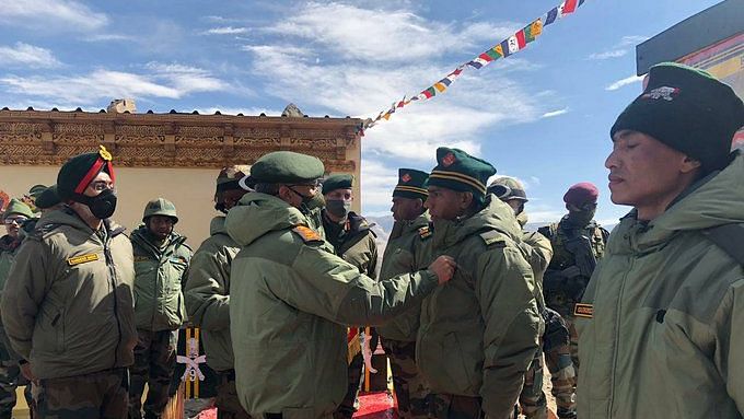 Army Chief Visits Forward Areas in Ladakh, Reviews Situation
