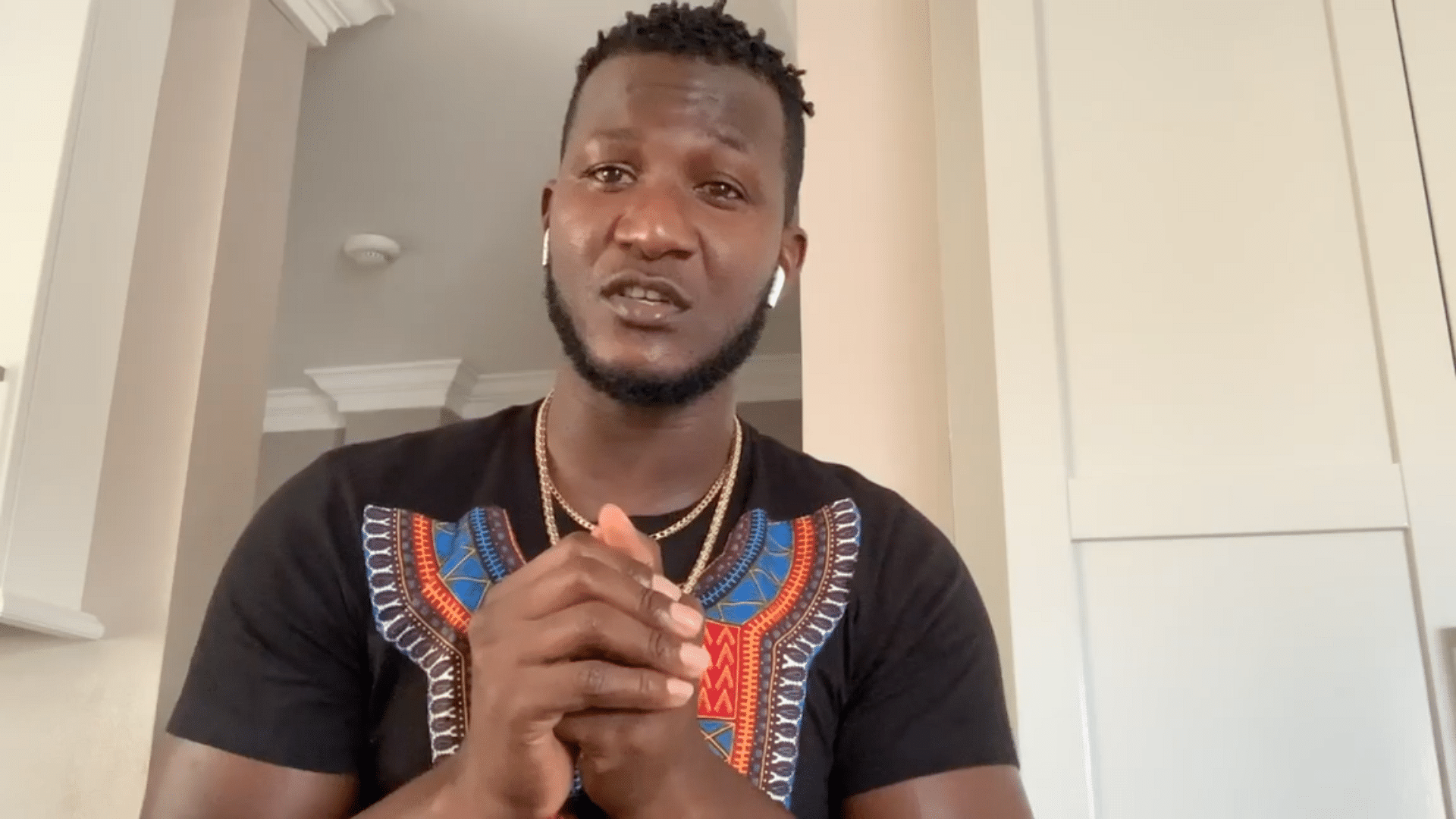 Former West Indies captain Daren Sammy has called out his Sunrisers Hyderabad teammates for calling him ‘kalu’.