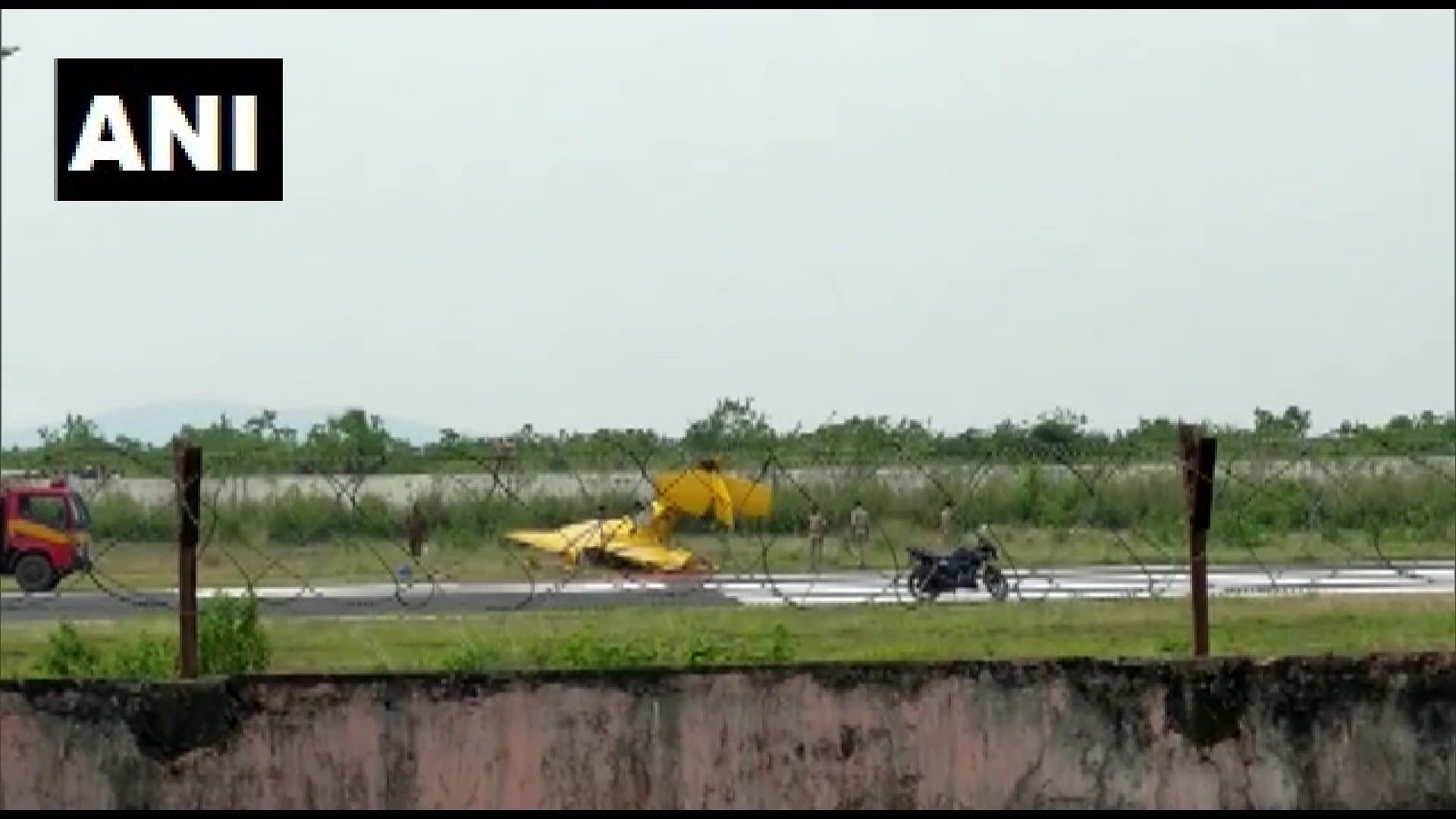 A captain and a trainee pilot killed as a trainer aircraft crashed on Monday, 8 June in Odisha.&nbsp;
