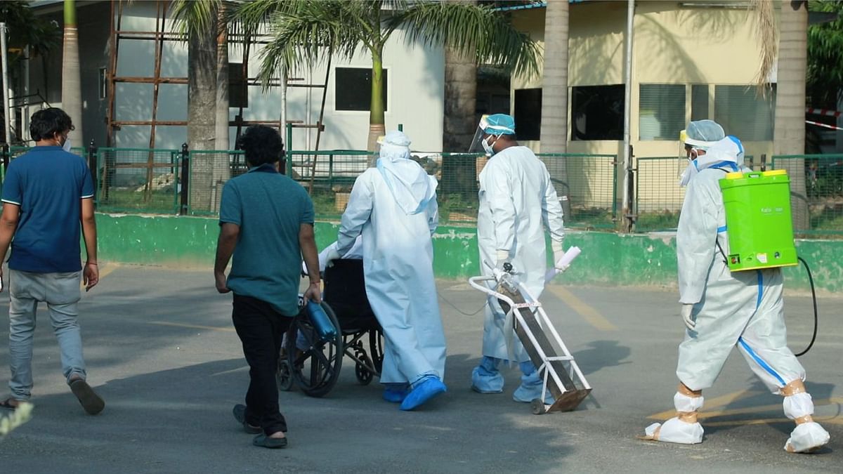 In ‘Beg-and-Borrow’ Mode: Delhi’s Sir Ganga Ram Hospital in Crisis