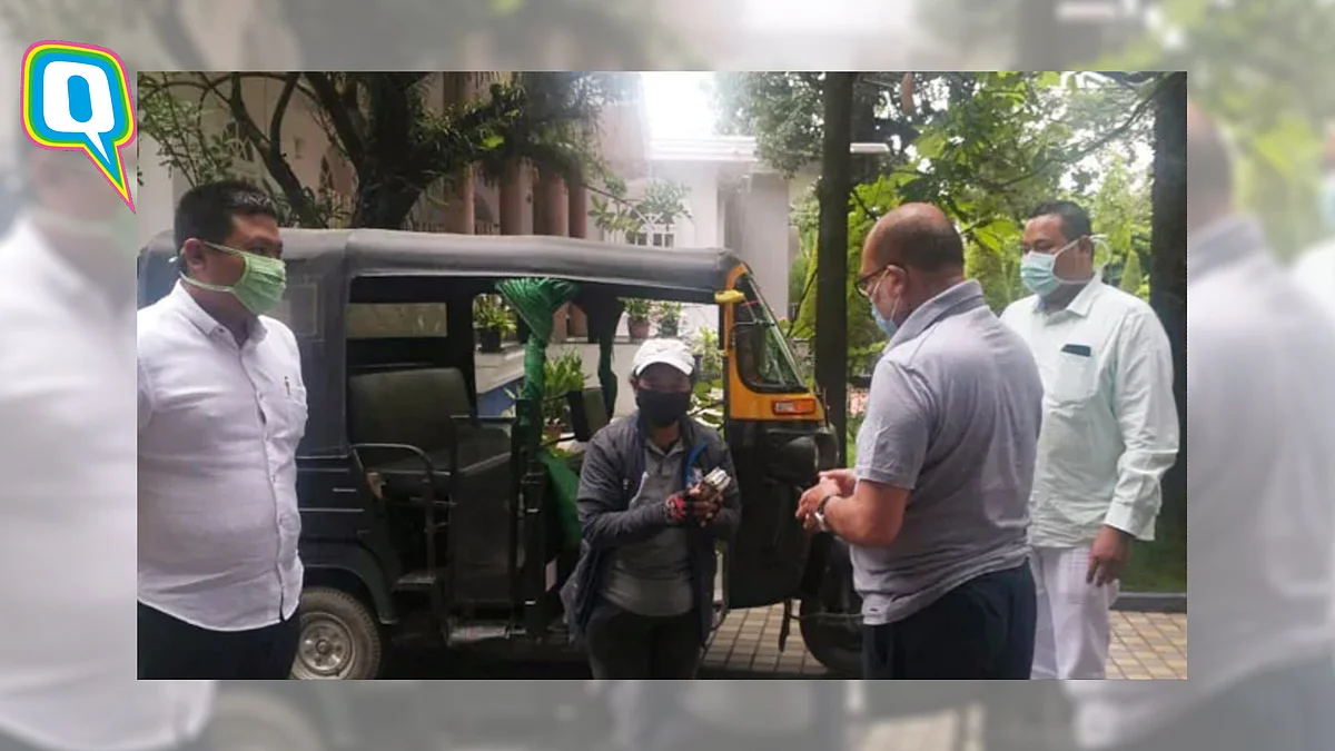Laibi Oinam, a woman auto driver from Manipur volunteered to drop a newly recovered COVID-19 patient by driving her for 8 hours back to her home.