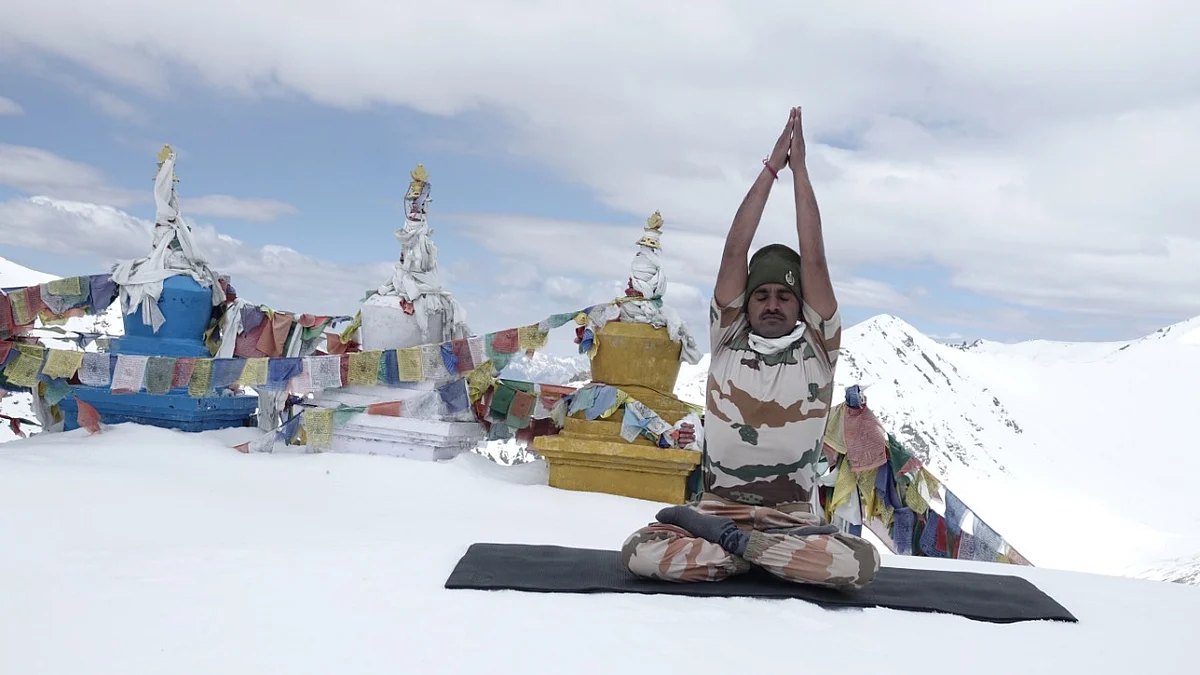 In Dangerous Terrain, ITBP Himveer Jawans Celebrate Int’l Yoga Day