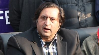 The Jammu and Kashmir administration released People’s Conference leader<a href="https://www.thequint.com/news/politics/sajjad-lone-satya-pal-malik-centre-asked-to-form-government"> Sajad Lone</a> from house detention on Friday.