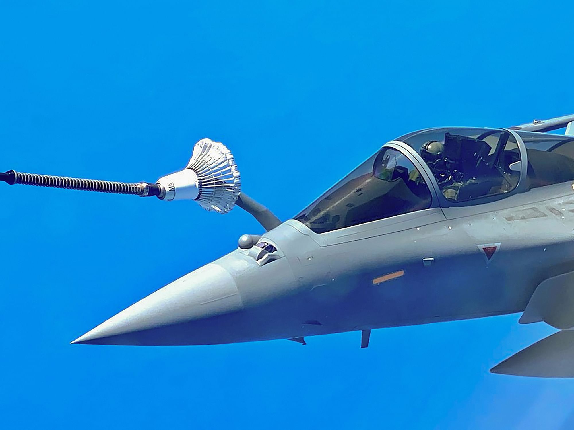 Rafale Jets Get Fuel Mid-Air, IAF 'Appreciates Help' From ...