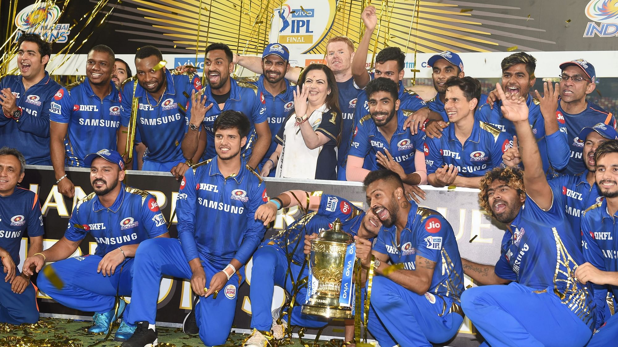 How do travel restrictions and clashing international tours come in the way of IPL squads.&nbsp;