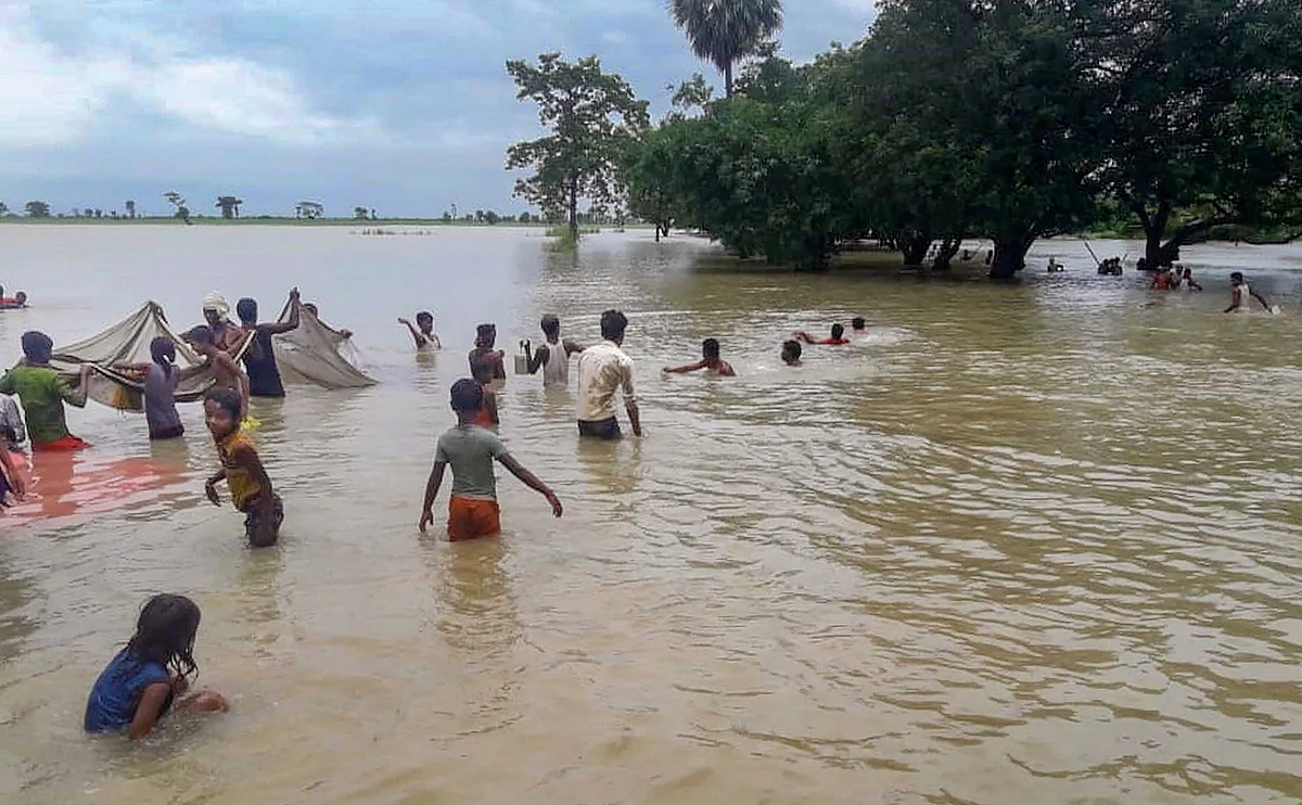 30 blocks across eight districts have reportedly been flooded, and 147 panchayats of Sitamarhi, Shivhar, Supaul, Kishanganj, Darbhanga, Muzaffarpur, Gopalganj and east Champaran have been partially affected.