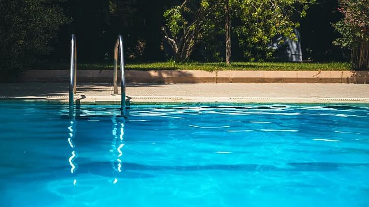 FAQ: Can COVID-19 Spread in Water? Are Swimming Pools Safe? 