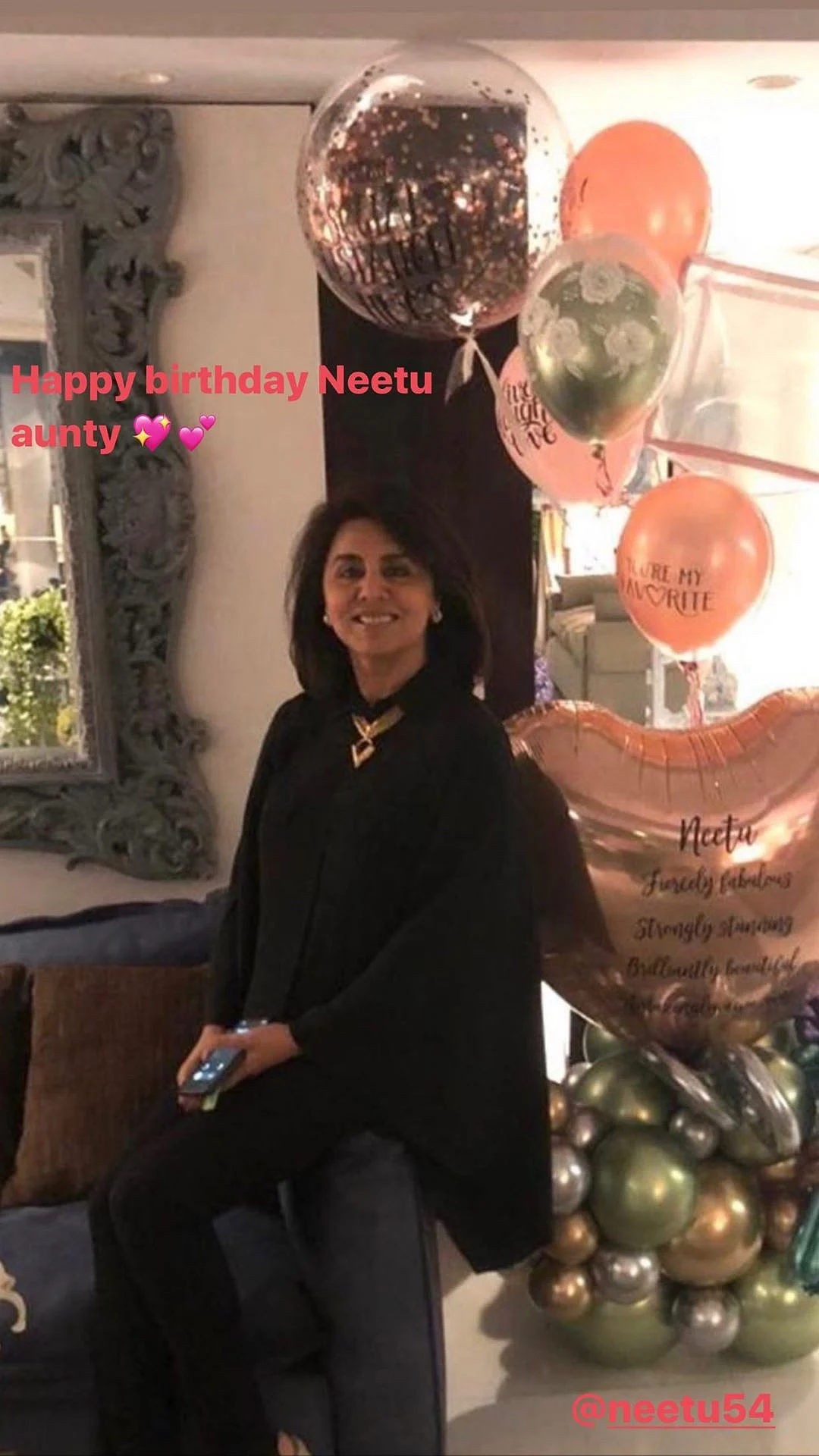 Karisma Kapoor's birthday wish for Neetu Kapoor