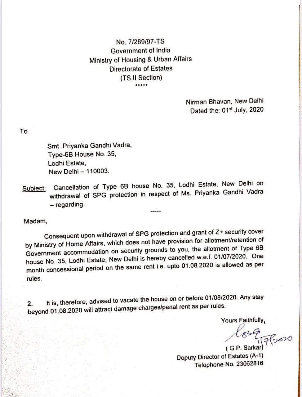 Asked to Vacate Govt Bunglow, Priyanka May Make Lucknow New Home
