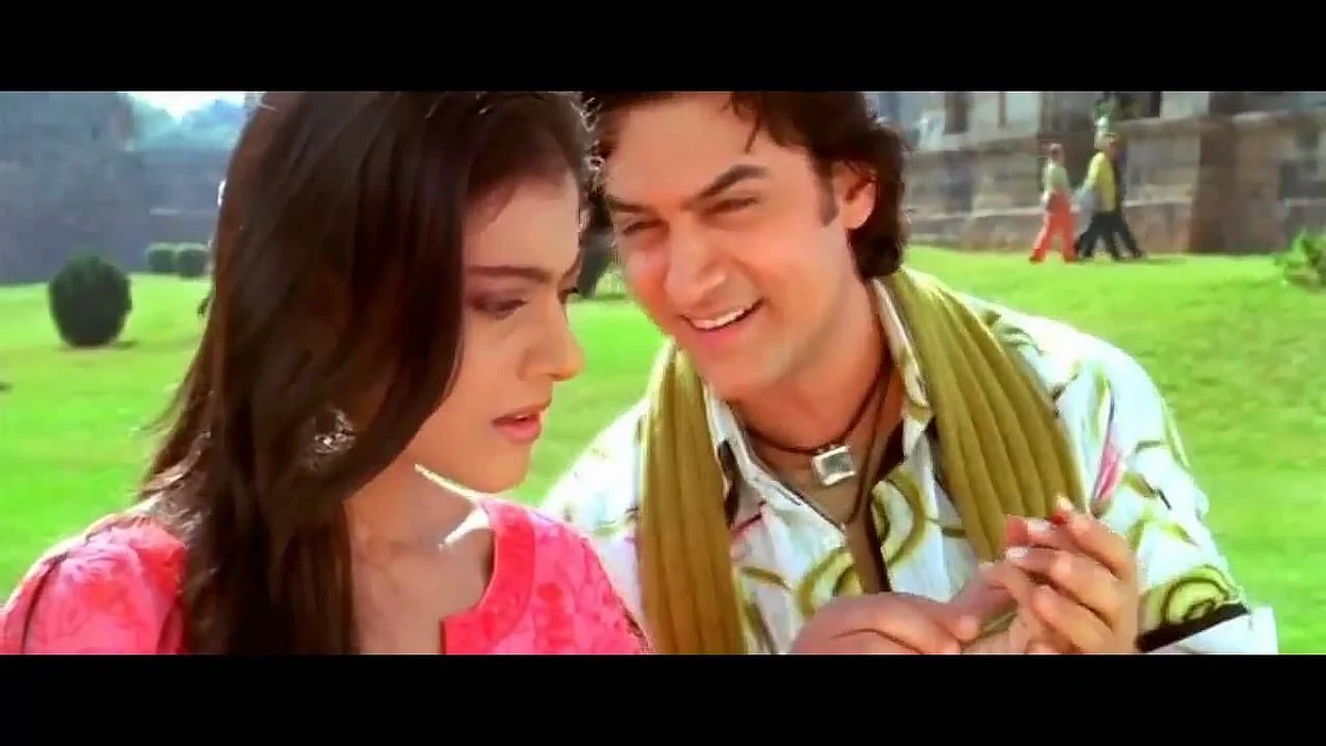 Still from <i>Chaand Sifaarish</i> choreographed by Saroj Khan for Kunal Kohli’s <i>Fanaa</i>.