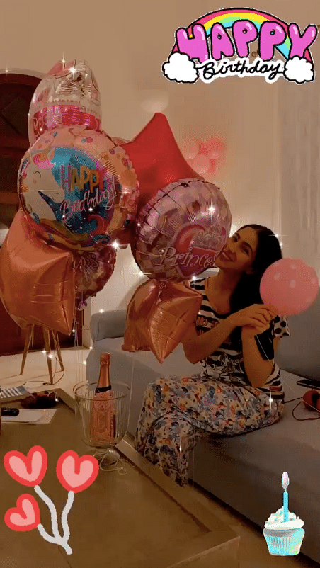 Sara rang in her birthday in Goa. 