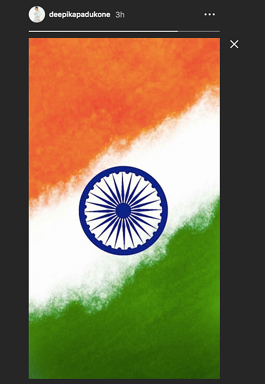 Bollywood Salutes Those Serving The Country on Independence Day