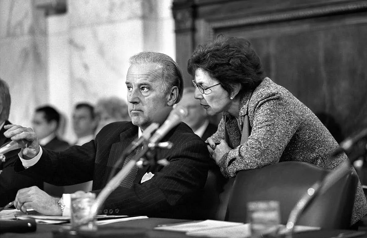 Biden with Sen Barbara Boxer at a Senate Foreign Relations Committee hearing in 2003