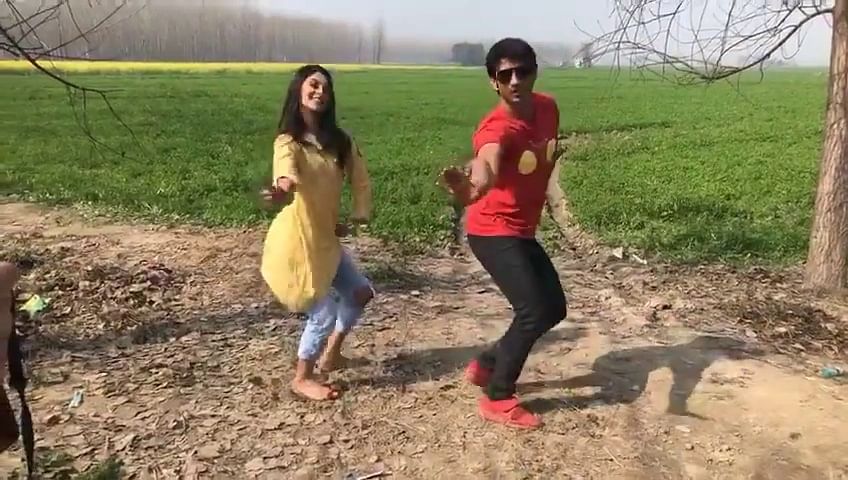 The video is actually of choreographer Manpreet Toor dancing with the late actor.