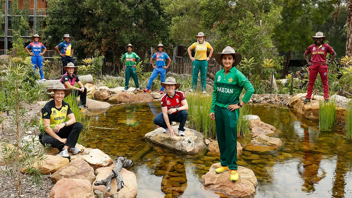 The captains of the 10 participating teams stand for a picture before the start of the 2020 ICC Women’s T20 World Cup.