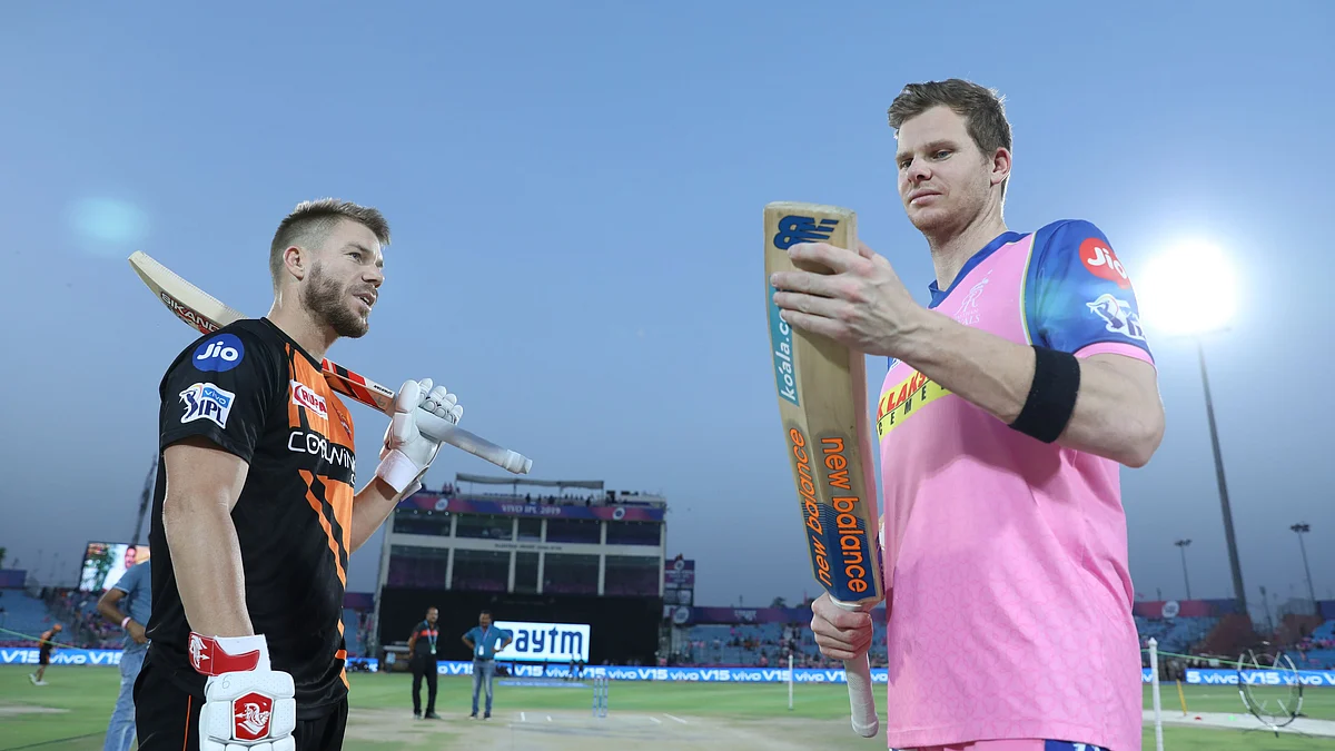 Which of the overseas players will join their IPL teams late?
