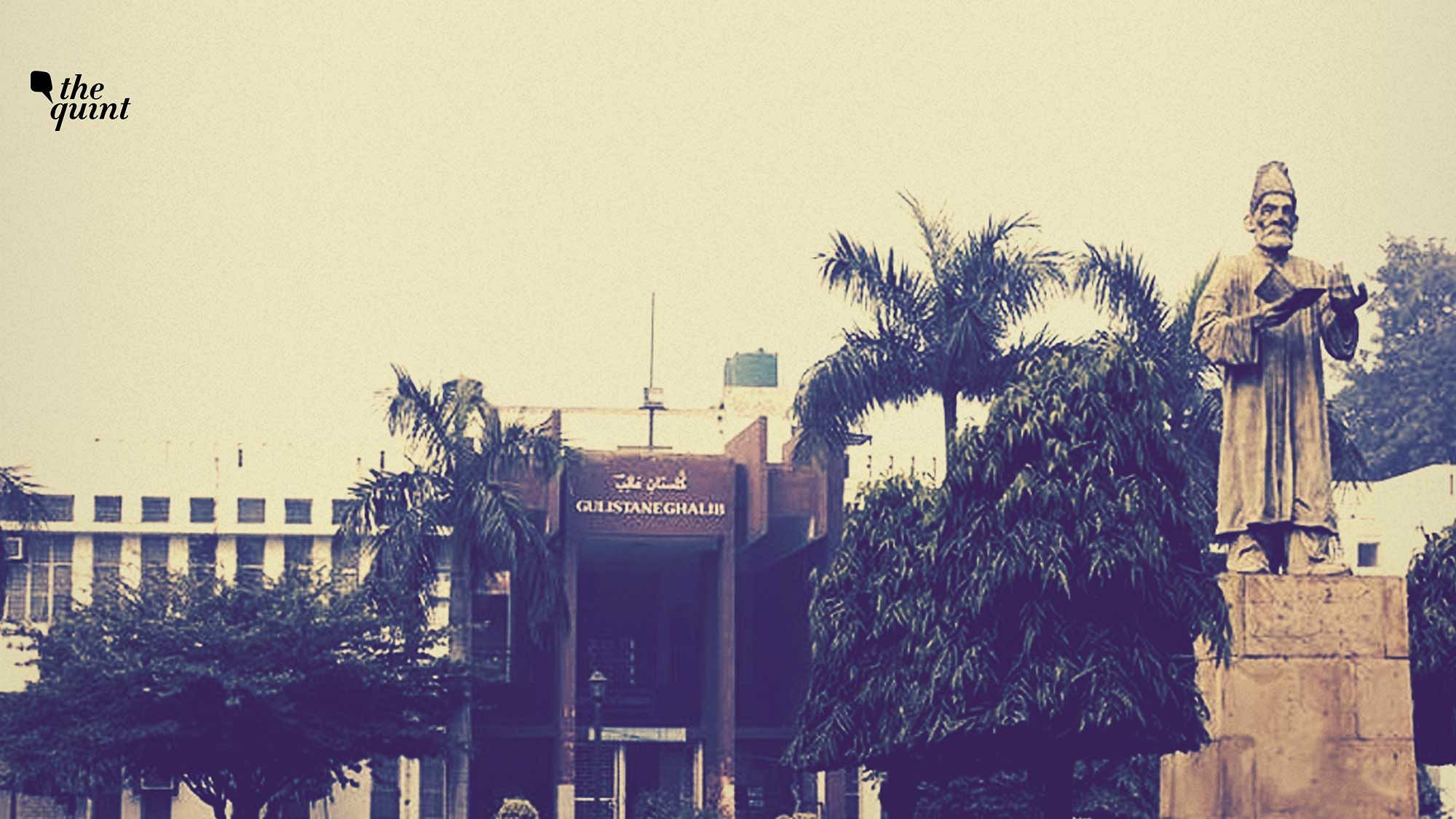 Jamia Millia Islamia has the highest score of 90 percent among 40 central universities.