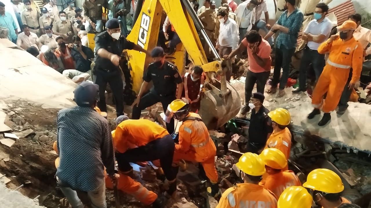 At least 2 people were killed after a two-storey building collapsed in the Lal Gate area of Madhya Pradesh’s Dewas on Tuesday, 25 August.