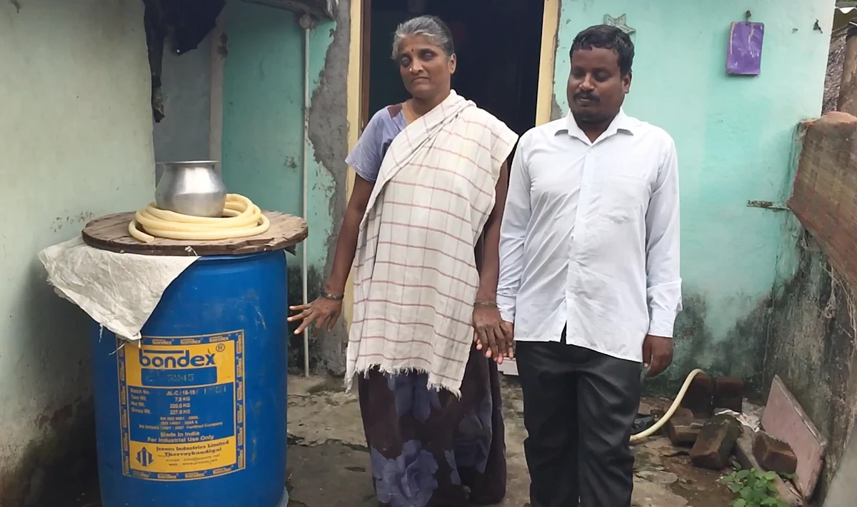 40-year-old Dharman and Uganthai are a visually challenged couple living in Chengalpattu, in the outskirts of Chennai.
