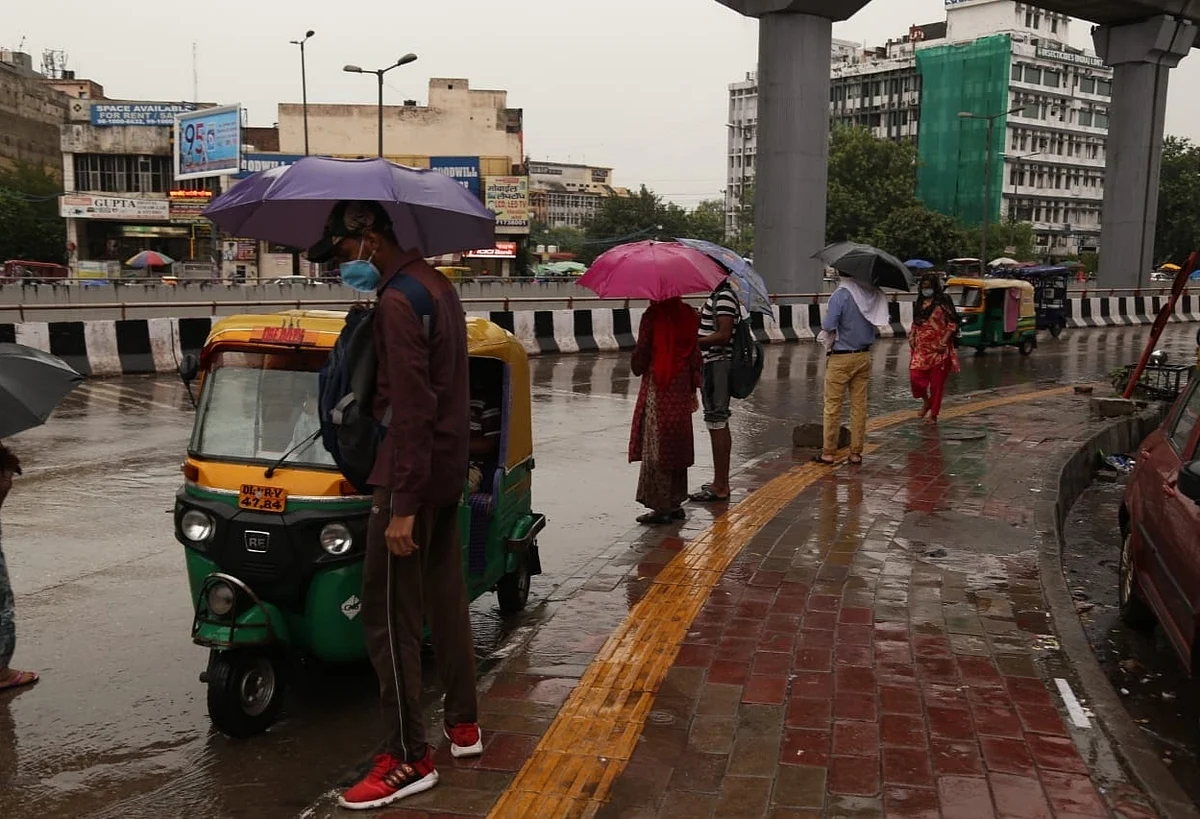 Delhi-NCR Rains: Roads Flooded, Wall Collapse Leaves Cars Damaged