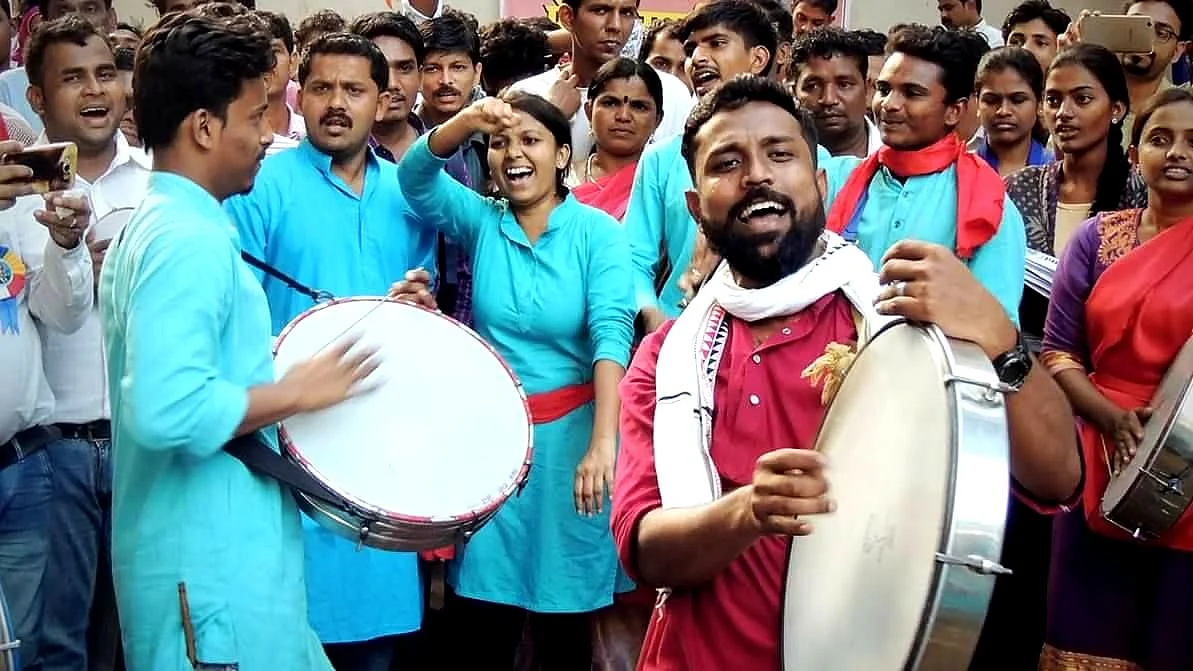 What is Kabir Kala Manch and why are they repeatedly targetted by governments?