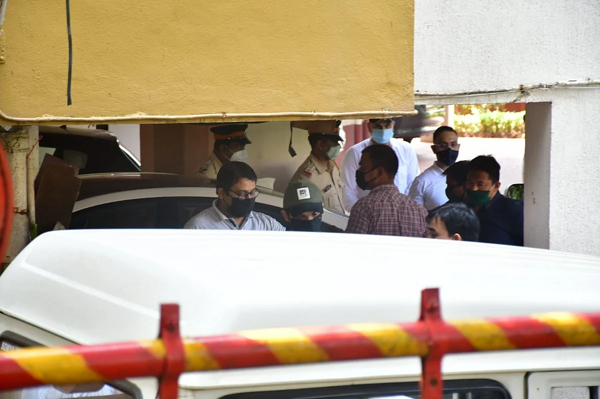 Showik Chakraborty accompanies the NCB for questioning.