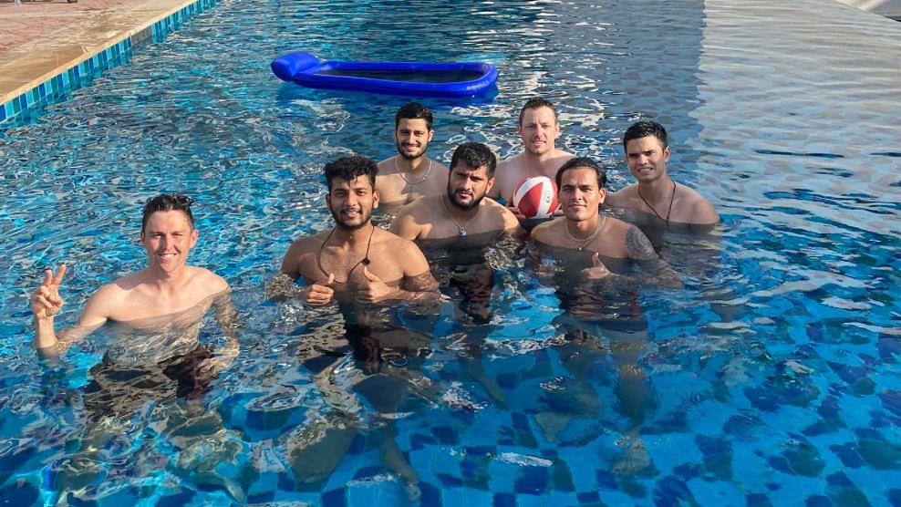 Arjun Tendulkar (Right) was spotted with the Mumbai Indians squad ahead of IPL 2020.