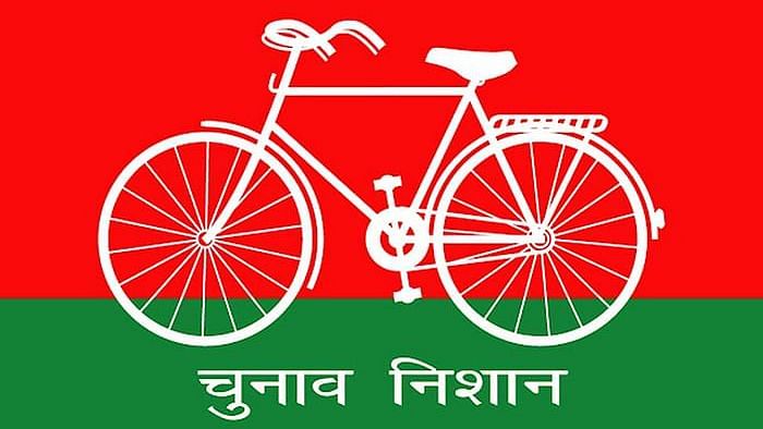 The Samajwadi Party (SP) has announced that it will not contest the Bihar Assembly elections but will instead support the Rashtriya Janata Dal.