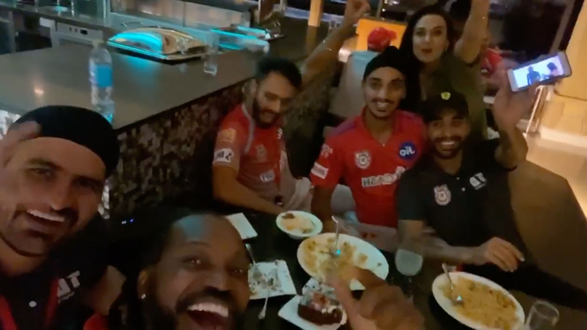 Kings XI Punjab team celebrating Gayle's birthday.
