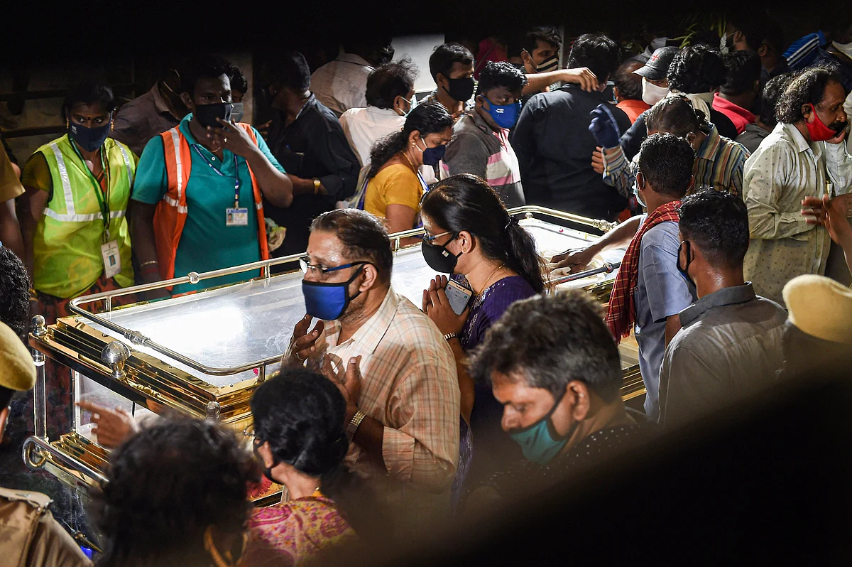 Family member and relatives pay their last respects to legendary playback singer SP Balasubrahmanyam at his residence, in Chennai, Friday, 25 September 2020. The celebrated singer, 74, died in a Chennai hospital after almost two months of treatment.