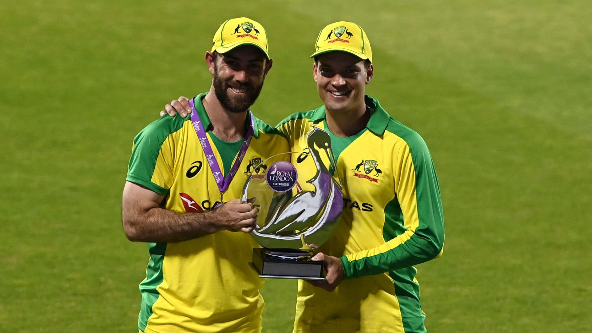 Glenn Maxwell and Alex Carey scored centuries to help Australia pull off a great turnaround victory and win the ODI series against England.