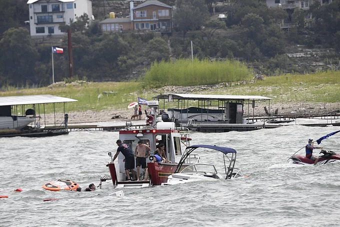 Vessels Sink at Pro-Trump Boat Parade in Texas, No Casualties