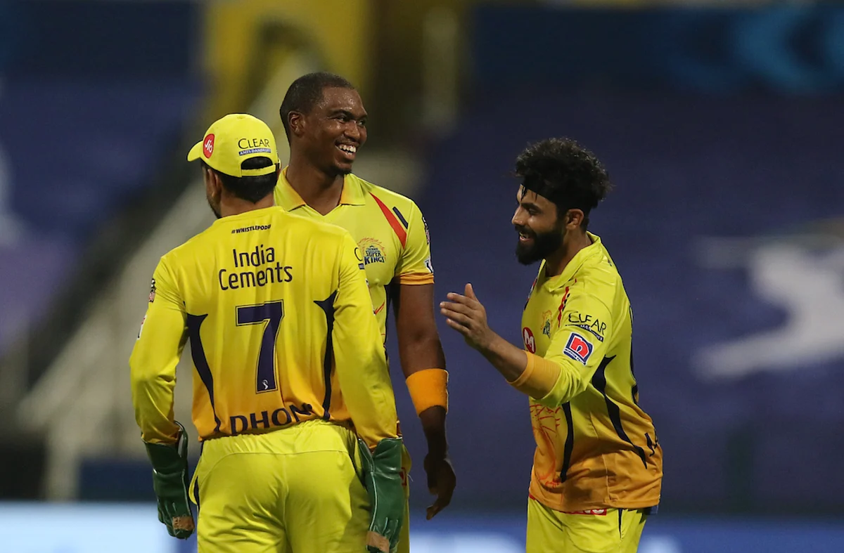 CSK Beat Mumbai Indians in Thrilling IPL Season Opener