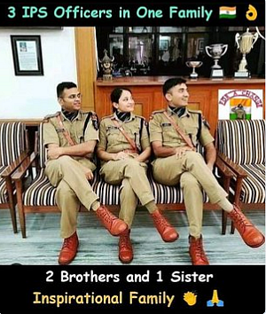 Pic Shows Three IPS Officers From Same Family? It’s a False Claim