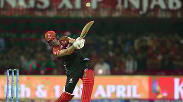 From Virat Kohli To Chris Gayle Top 6 Batsmen With Highest Runs In One Season Of Ipl Organised by the board of control for cricket in india (bcci). highest runs in one season of ipl