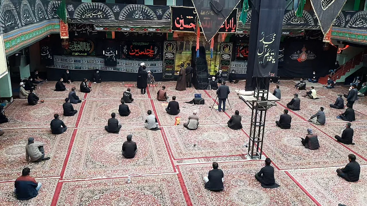 Social distancing maintained inside mosques.