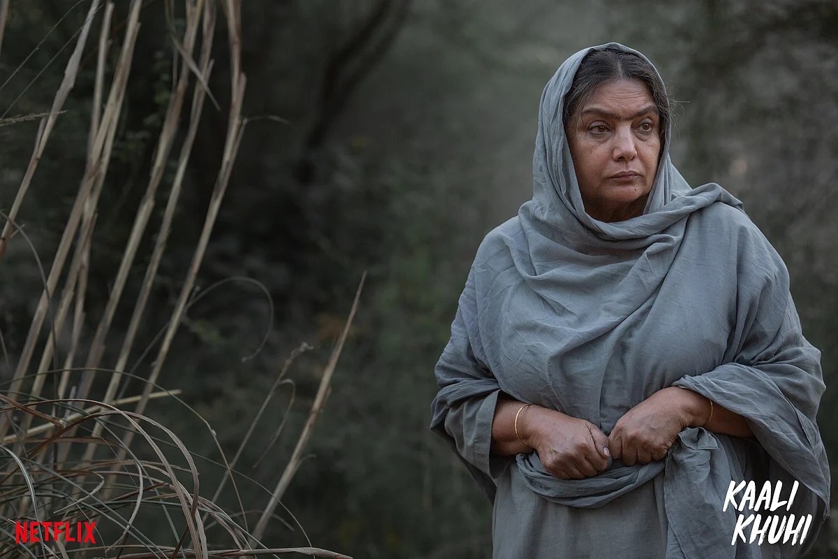 Shabana Azmi as Satya maasi.