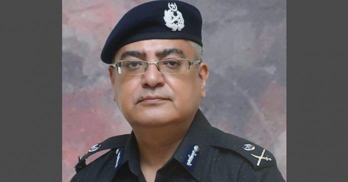 Sindh Police Rise in Defiance Against ‘Abduction’ of Chief in Pak