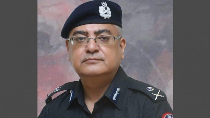 Inspector General of Sindh police Mushtaq Mahar was allegedly abducted and made to sign the arrest warrant for Captain (retd) Safdar Awan.