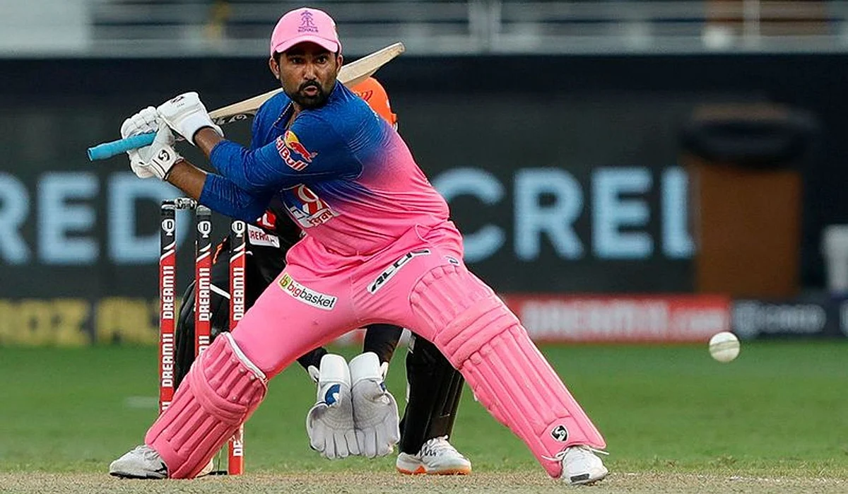 When Rahul Tewatia Played With a Fractured Foot & Still Scored 197