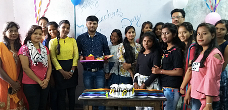 Ajay with his batch of students on the occasion of Teacher’s Day 2017.