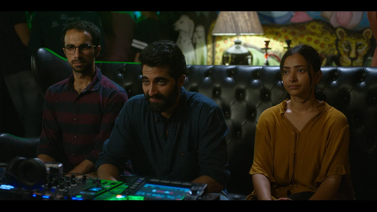 The show takes you into a dark and twisted world where drug abuse is rampant.