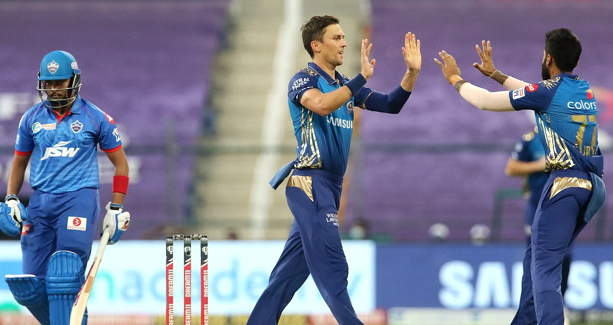 Delhi Capitals were off to a disappointing start with opener Prithvi Shaw falling for 4 on the third ball of the game.