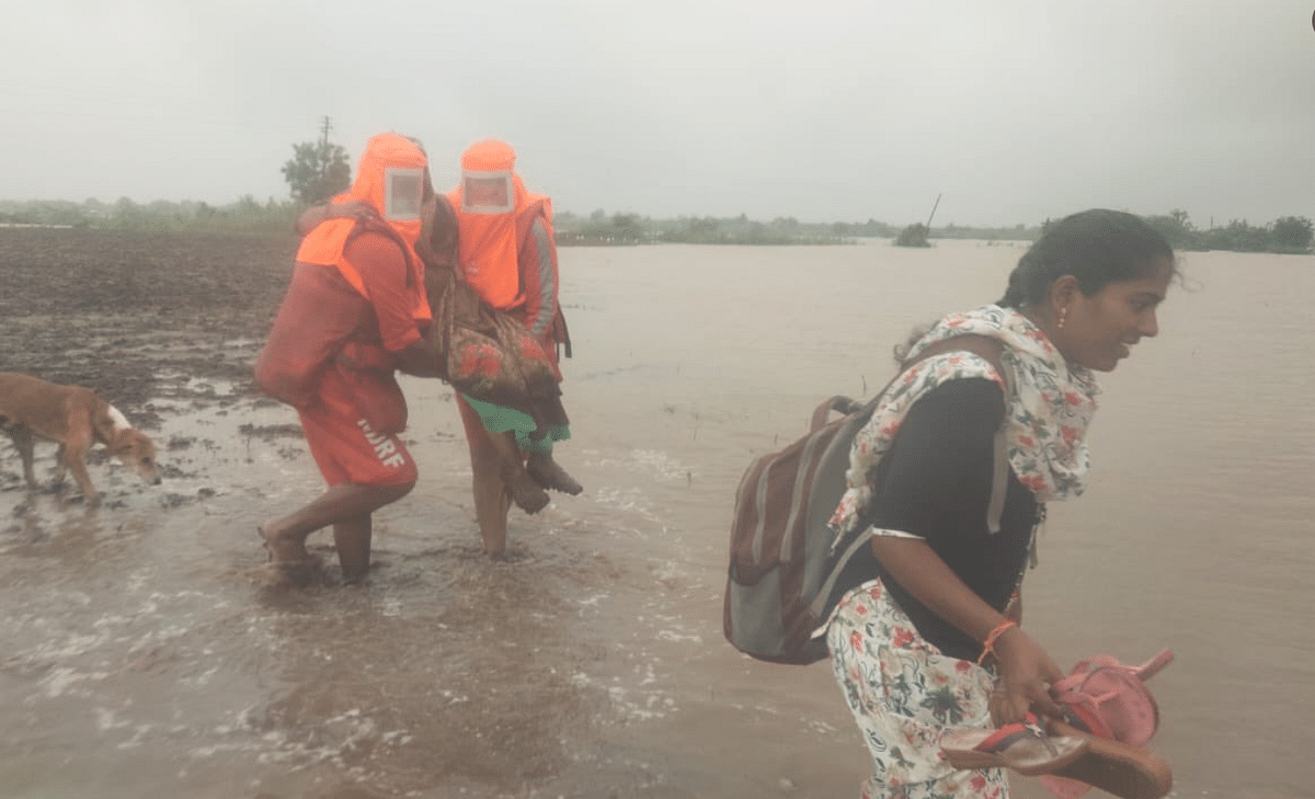 Heavy rain and floods have claimed at least 48 lives in Maharashtra while lakhs of hectares of crops were damaged.