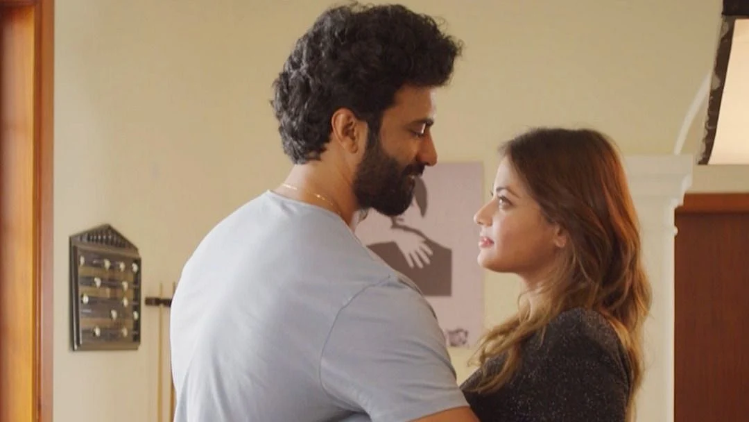 Tony Luke and Sneha Ullal are a couple in the show.