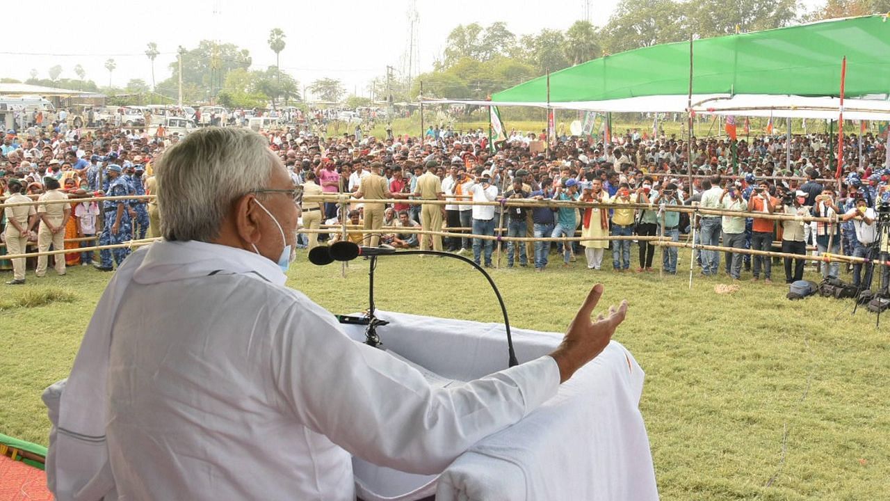 Bihar CM Nitish Kumar addressing an election rally.