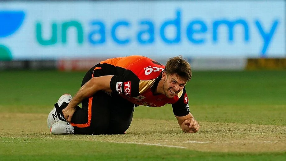 Sunrisers Hyderabad all-rounder Mitchell Marsh twisted his ankle in the first over he came on to bowl